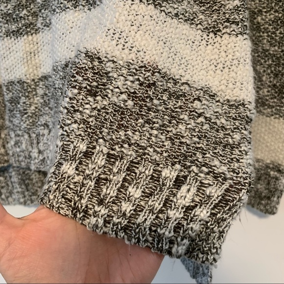 Pink Rose | Knit Striped Sweater - Picture 7 of 16